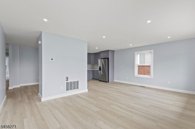Building Photo - 97 Cedar Hill Ave