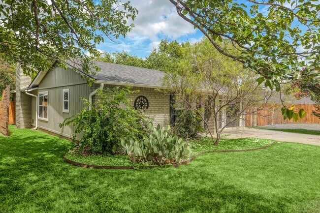 Building Photo - 1703 Wagon Gap Dr