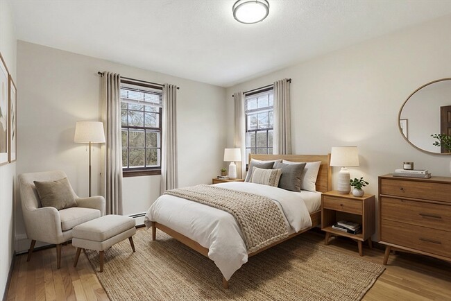 Building Photo - 17 Circle Rd