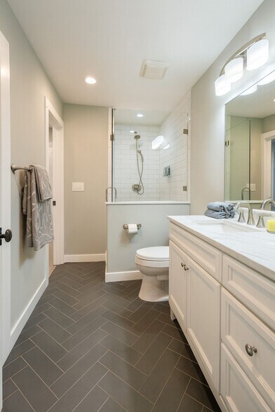 Building Photo - 152 Barksdale Ln