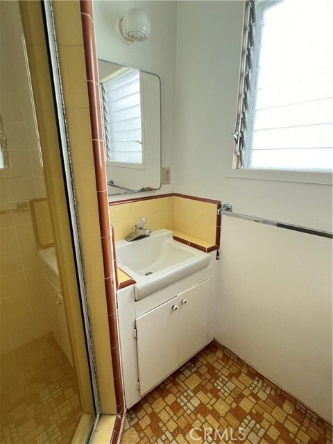 Building Photo - 429 1st St