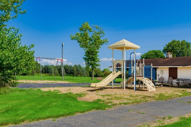 Building Photo - 8366 Marwithe Pl