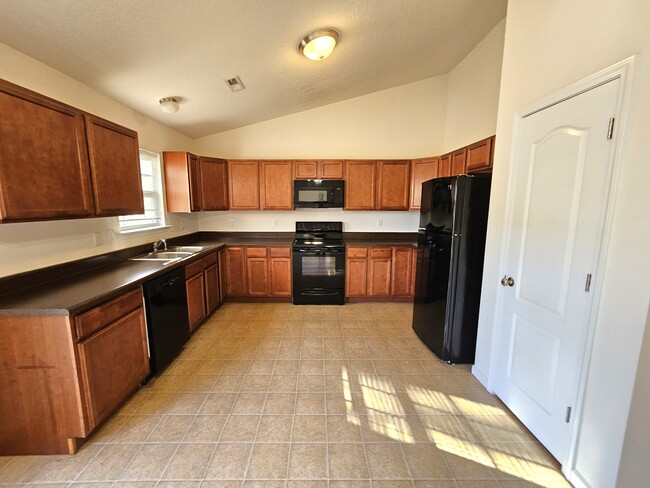 Building Photo - 3 Sago Ct