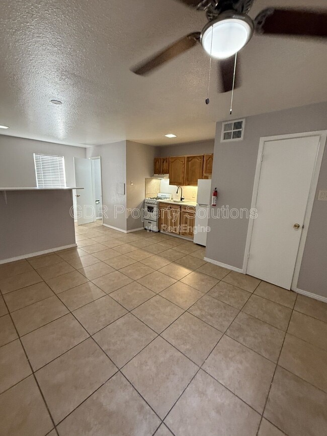 Building Photo - 401 14th St NW