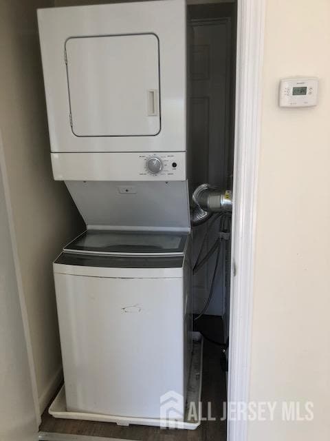 Building Photo - 100 Albert Ave