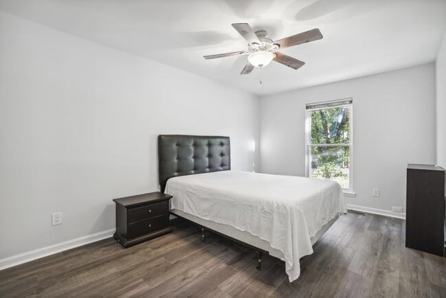 Building Photo - 10145 Rillridge Ct