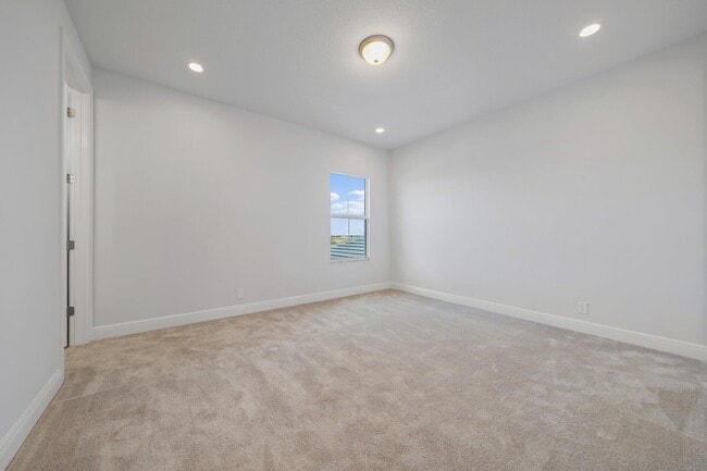 Building Photo - 12724 Nautilus Cir