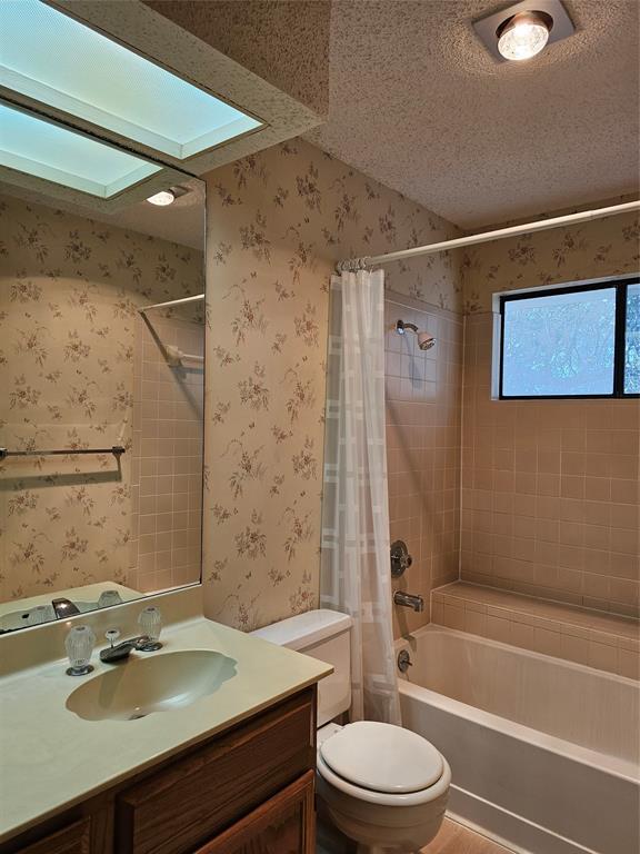 Building Photo - 13102 Briar Hollow Dr