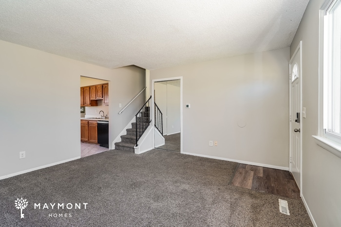 Building Photo - 2710 Moundcrest St