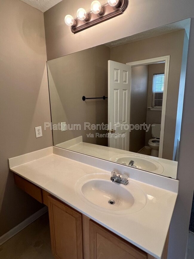 Building Photo - 4093 Laurel Bend Ct