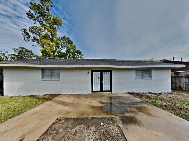 Building Photo - 9007 Gauguin Dr