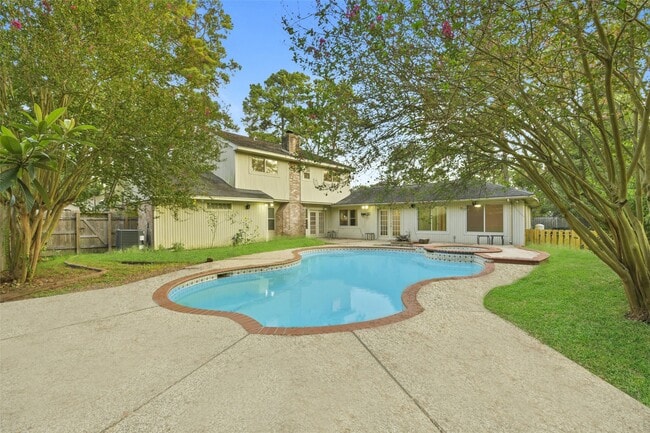 Building Photo - 3838 Glenheather Dr