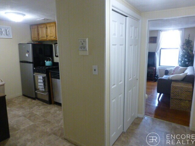 Building Photo - 238 Cambridge St