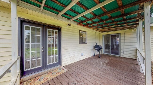 Building Photo - 1107 Braeswood Dr