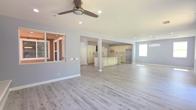 Building Photo - 5140 Buckwheat St