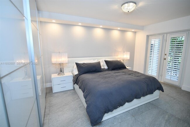 Building Photo - 2918 Bird Ave