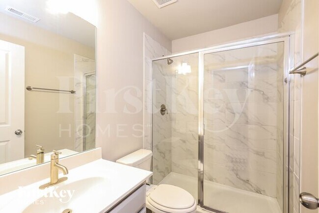 Building Photo - 3628 Moon Crest Dr