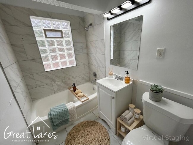 Building Photo - Lovely 3 Bedroom 1 Bathroom now available for rent!