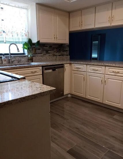 Building Photo - 839 Chickadee Dr