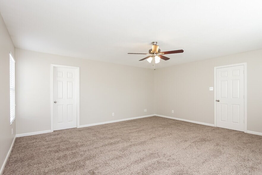 Building Photo - 5315 Bendix Ct