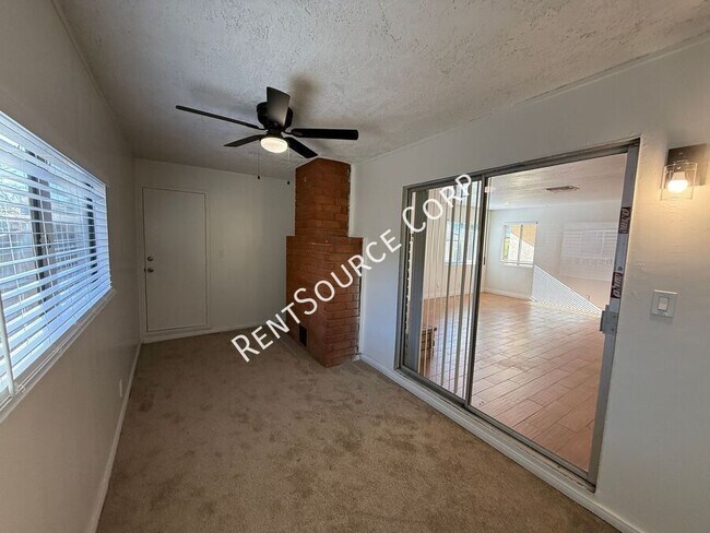 Building Photo - 4827 W Ave L 6