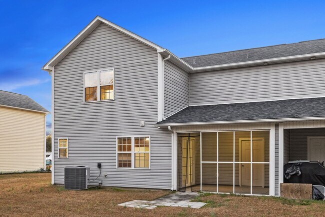 Building Photo - 252 Smallwood Rd