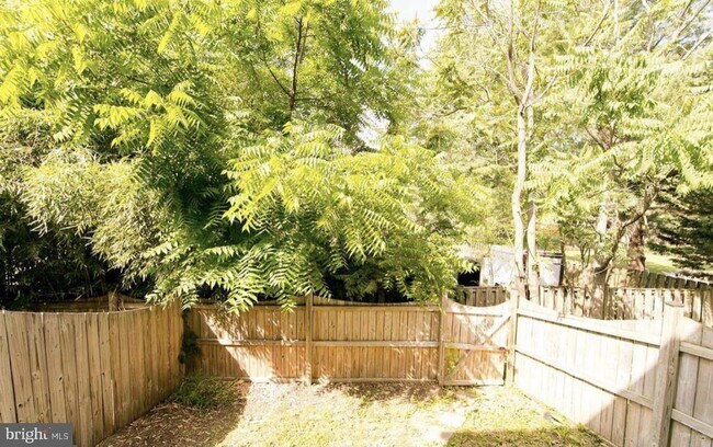 Building Photo - 2940 Sorrell Ct