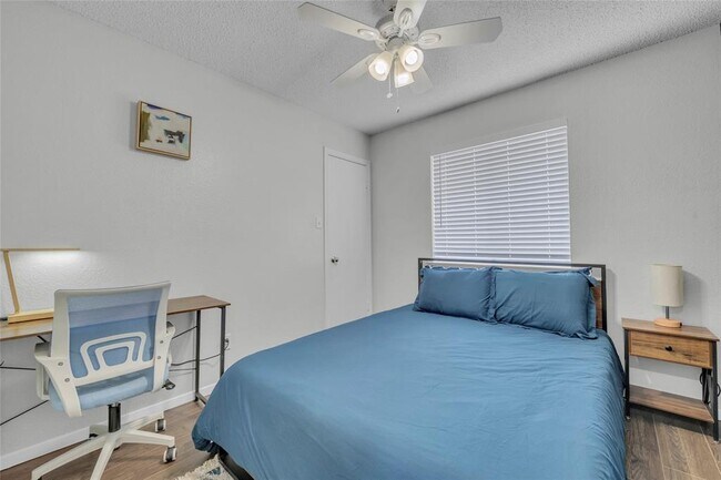 Building Photo - 1507 Hollow Tree Blvd