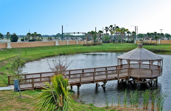 Building Photo - 8363 Miramar Way