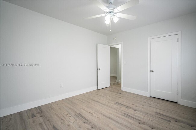 Building Photo - 437 NE 82nd St