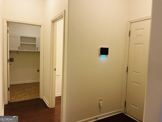 Building Photo - 369 Cliffhaven Cir