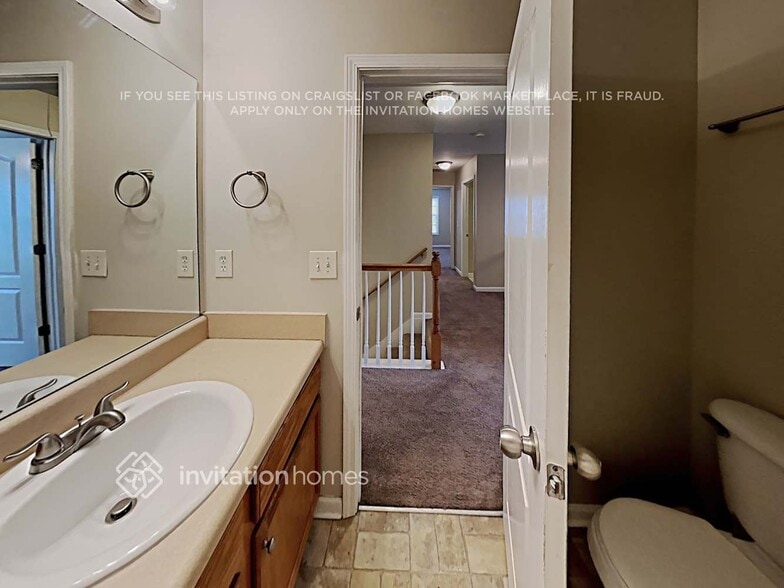 Building Photo - 3041 Leatherleaf Tr