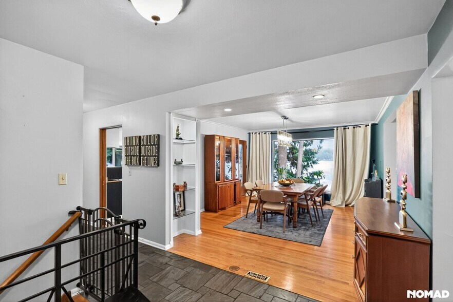 Building Photo - 28790 WA-104