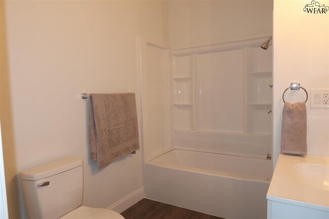 Building Photo - 707 N Foley St