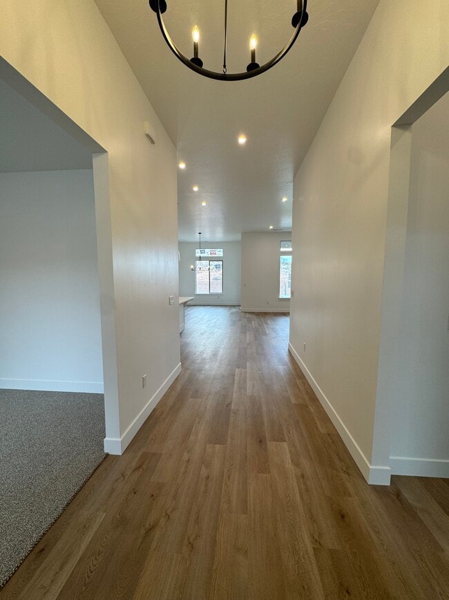 Building Photo - 1593 E Dihedral Dr