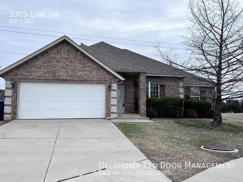 Building Photo - 3005 Line Dr