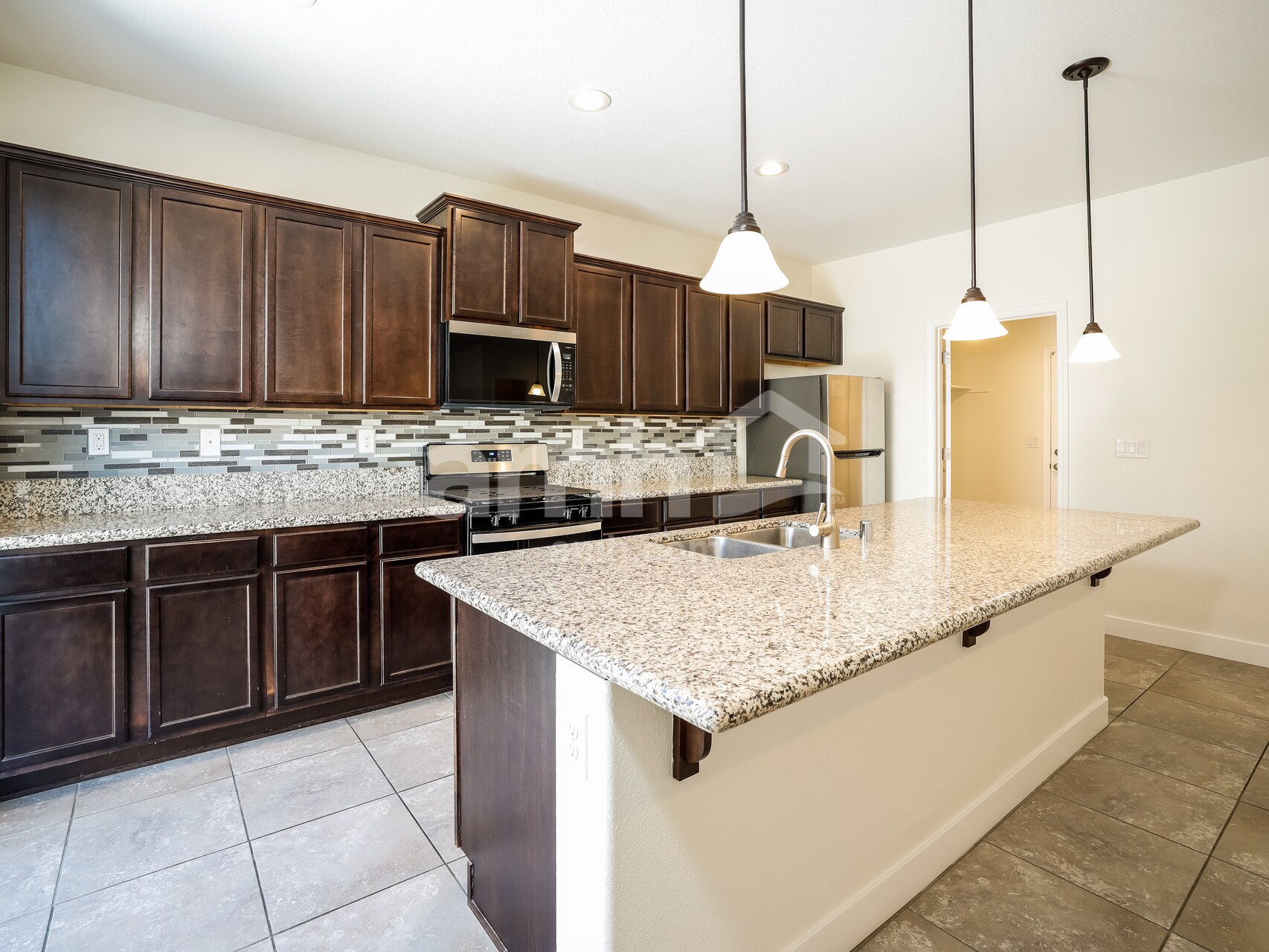 Building Photo - 7039 Cinder Village Dr