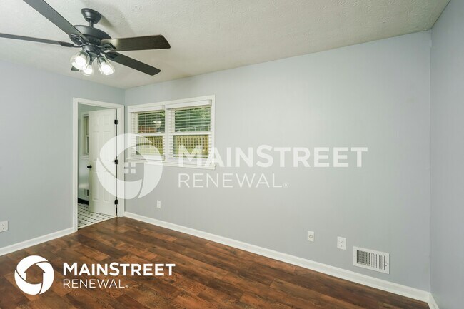 Building Photo - 2717 Windsor Forest Dr