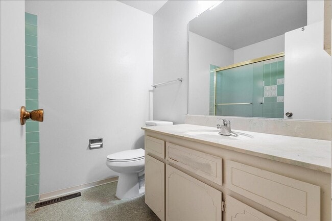 Building Photo - 3310 Fir Ave