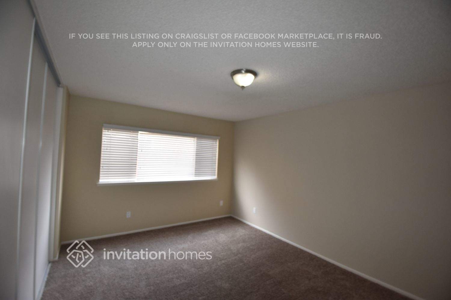 Building Photo - 12625 Softwind Dr