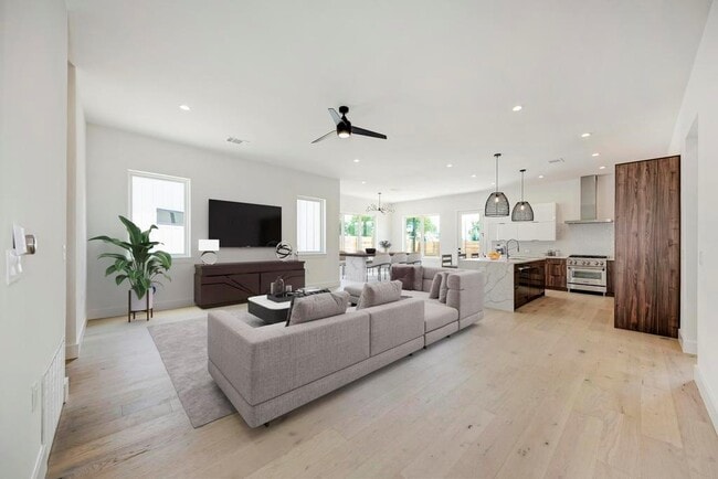 Building Photo - 200 Tillery Sq