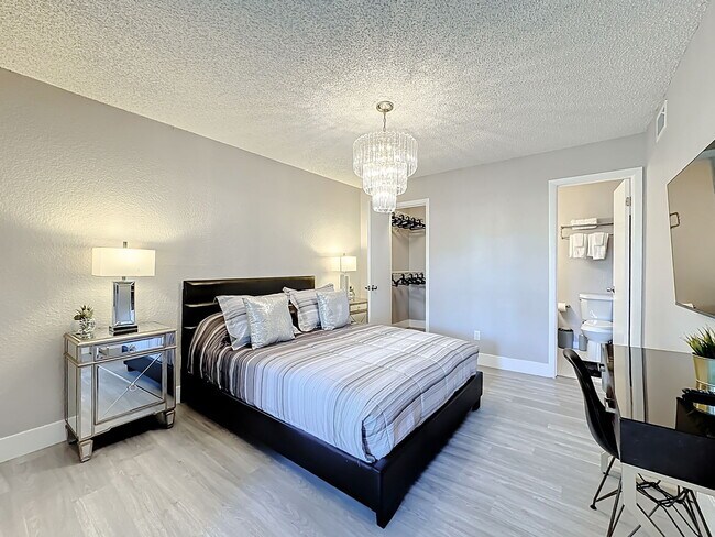 Building Photo - Westwood Boulevard, Orlando, FL 32821 - 2 BR 2 BA condo