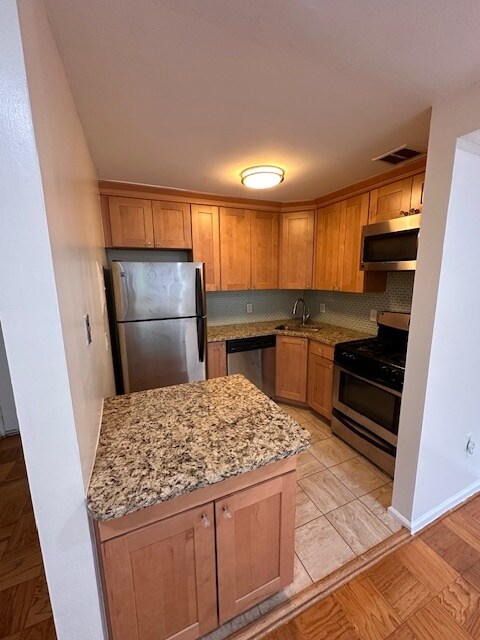 Building Photo - 4555 MacArthur Blvd NW