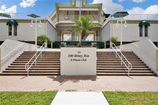 Building Photo - 111 Briny Ave