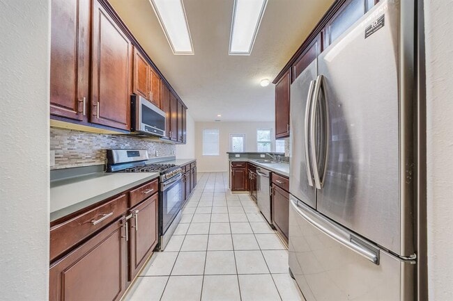 Building Photo - 3338 Atherton Canyon Ln