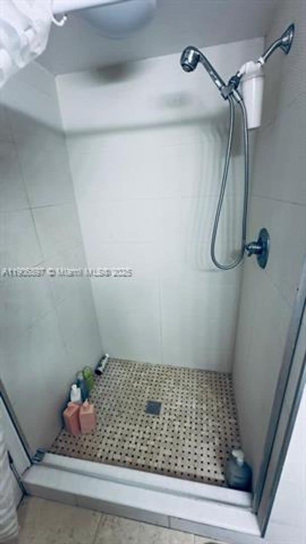 Building Photo - 3610 Yacht Club Dr