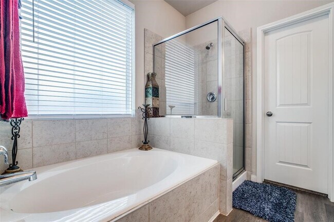 Building Photo - 4258 McGregor Blf Ln