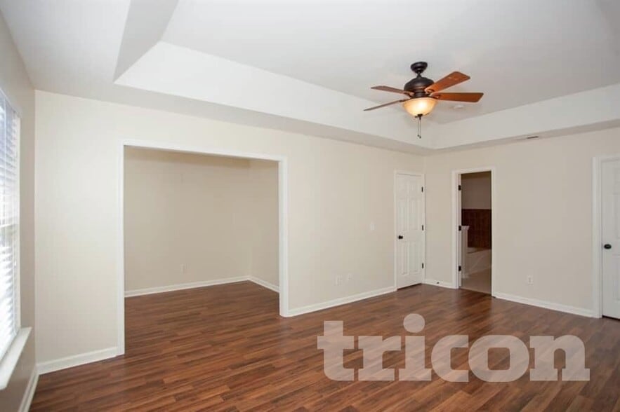 Building Photo - 1404 Weston Ln