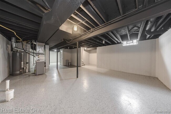 Building Photo - 1285 16th St