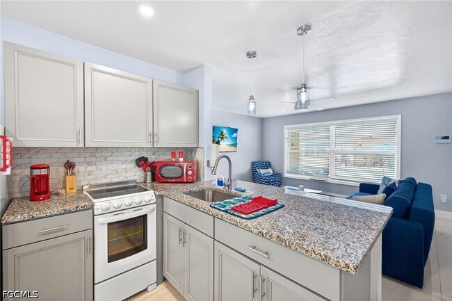 Building Photo - 624 SE 46th St